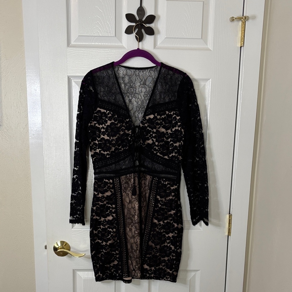 Express Black and Cream Lace Mini Dress Size 8